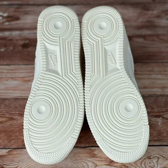 Nike Air Force 1 '07 Women’s Shoes White Solar Flare-Sail DQ7656 100 Size 8 New - Picture 8 of 10